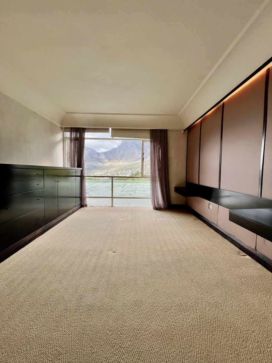 1 Bedroom Property for Sale in Tamboerskloof Western Cape